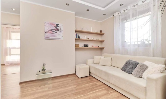 Krzyki Apartment | Exceptional Two Bedroom Apartment at Krakowska 84/71