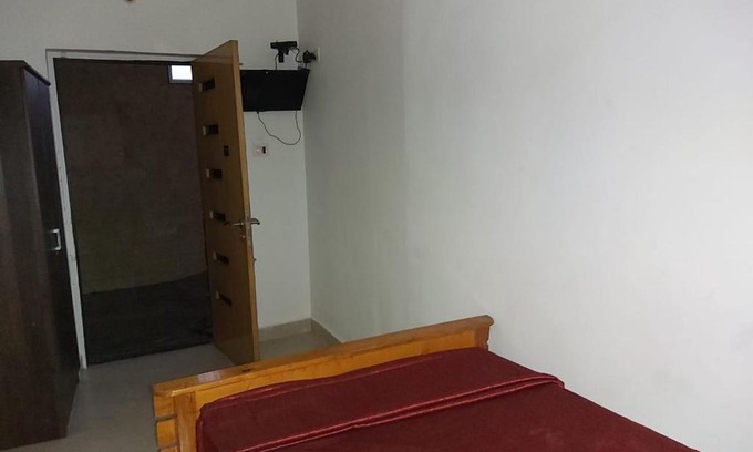 Ponneri Cabin | Budget-Friendly Stay at KRC Grande, Ponneri with Breakfast