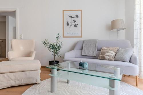 Krems an der Donau Apartment | Modern Krems Deluxe Apartments - Family-Friendly Retreat