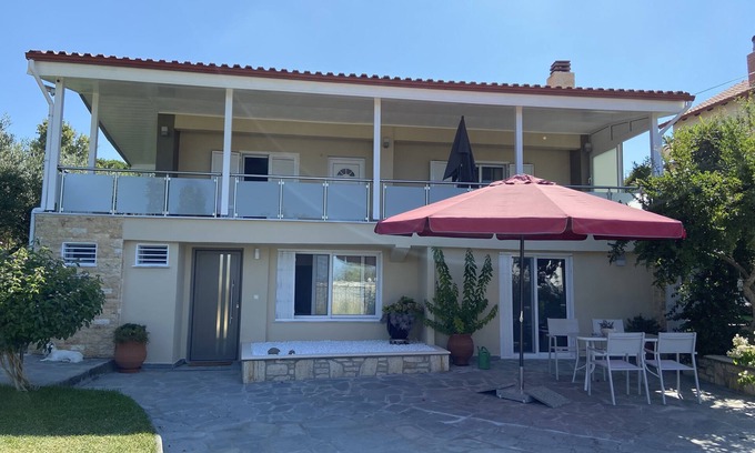 Kriopigi Apartment | Stay at Kriopigi: Steps from a Quasi-Private Beach Escape