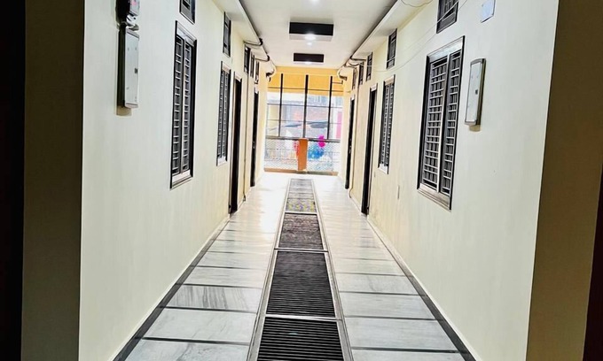 Gorakhpur Hotel | Krishna guest house