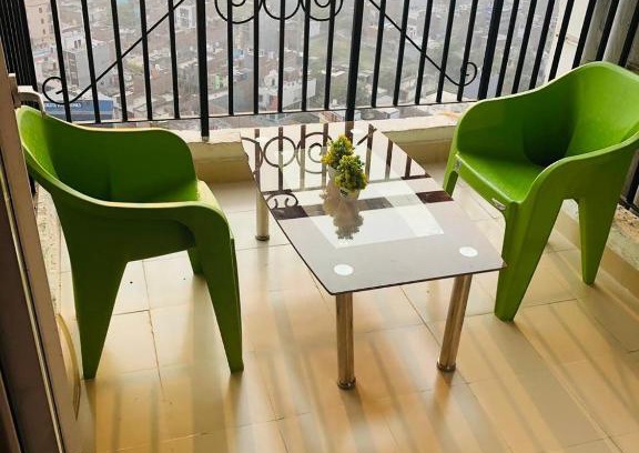 Noida Apartment | Budget-Friendly Krishna House: Perfect for Families and Pets