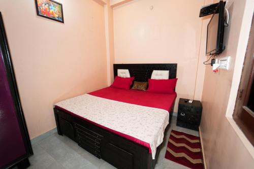 Faizabad House | Guest Rated Krishna Kunj Home Stay - Child Friendly Retreat