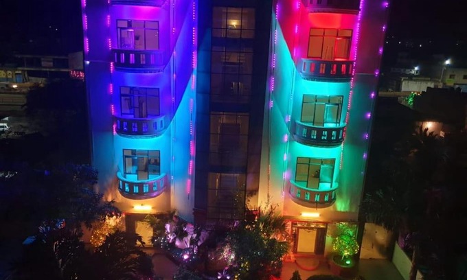 Jhalarapatan Hotel | Budget-Friendly Stay at Krishna Palace with Family Dining