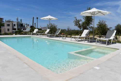 Sfakaki Villa | Experience Krissa Villa: Pet-Friendly Oceanfront Retreat