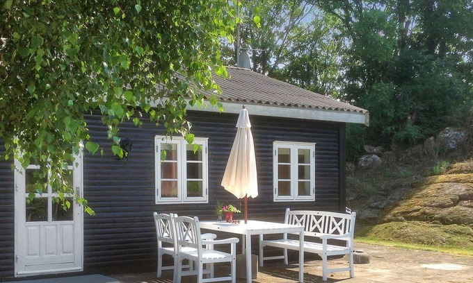 Allinge House | Relax at "Kristine" - Oceanfront Retreat with Spa Amenities