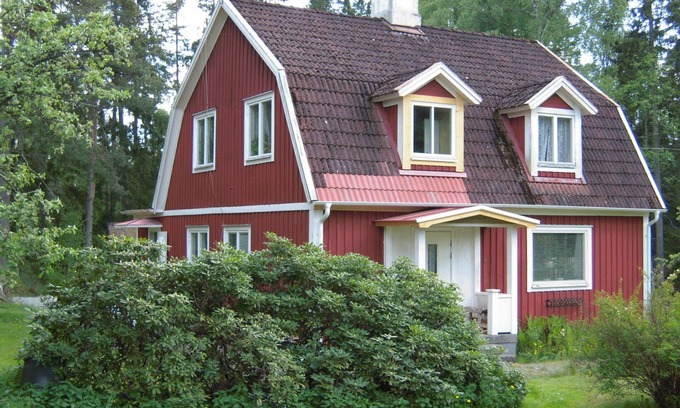 Vederslov House | Kristinelund: A Pet-Friendly Holiday Home in Småland