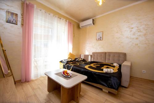 Golubovina Apartment | Pet-Friendly Krizor Apartman in Budva with Breakfast