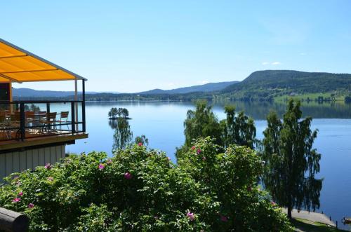 Krodsherad Hotel | Experience Comfort at Kroderen Kro & Motel AS by the Sea