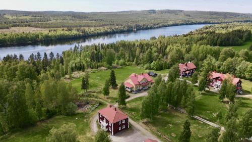 Vindeln Municipality Bed & Breakfast | Discover Kronlund Kursgård: Oceanfront Getaway Awaits