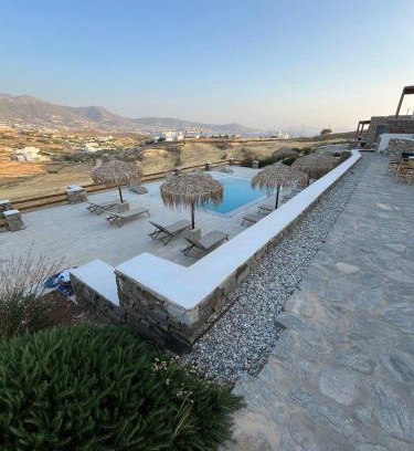 Krotiri House | Oceanfront Krotiri View Paros - Guest Rated 9.6 with Pool