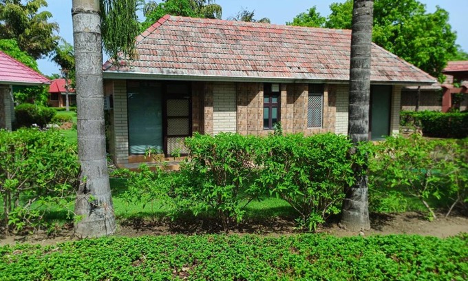 Mathura Villa | Eco-Friendly Stay at Krsn's Hari Abode - Family Friendly