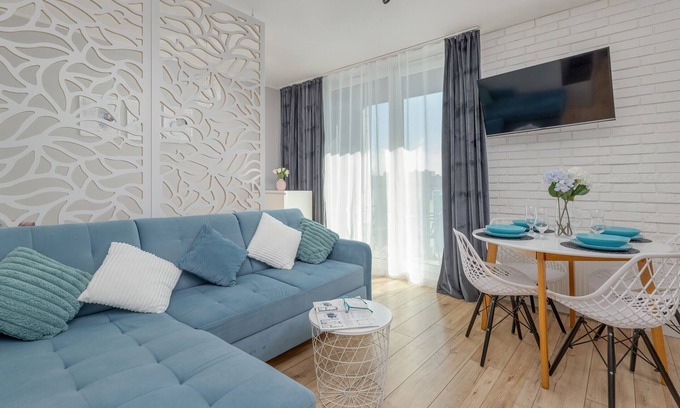 Przymorze Apartment | Comfortable Studio with Parking in Gdańsk - Family-Friendly