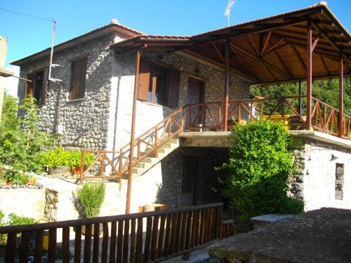 Chrysovitsi House | Pet-Friendly Ksenonas Chrusovitsi with Top Guest Ratings