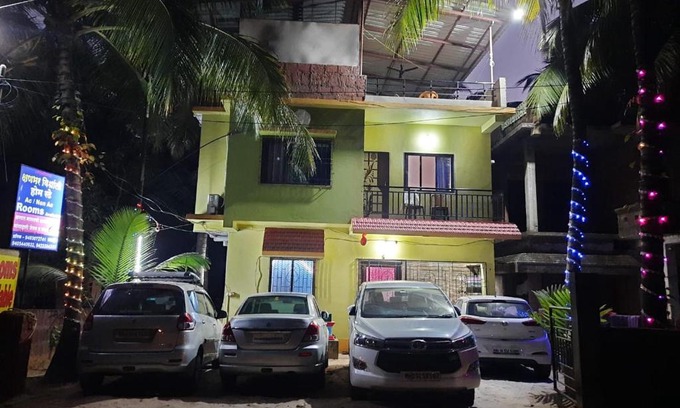 Devbag Bed & Breakfast | Oceanfront Kshanbhar Vishranti Home Stay for Families