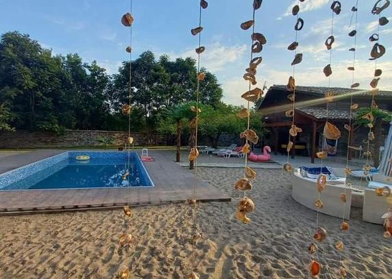 Veliki Preslav House | Discover Къщи за гости Божи дар: Pet-Friendly Retreat