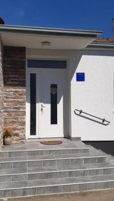 Cerna House | Pet-Friendly Kuća za odmor BIĐ with a Perfect 10/10 Rating