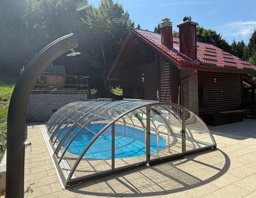 Brestova Draga House | Inviting Cozy Bear Cabin with Hot Tub in Mrkopalj