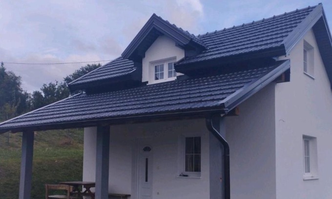 Herzegovina-Neretva Canton House | Pet-Friendly Getaway at Kuća za odmor Jeličić - 9.3/10 Rating