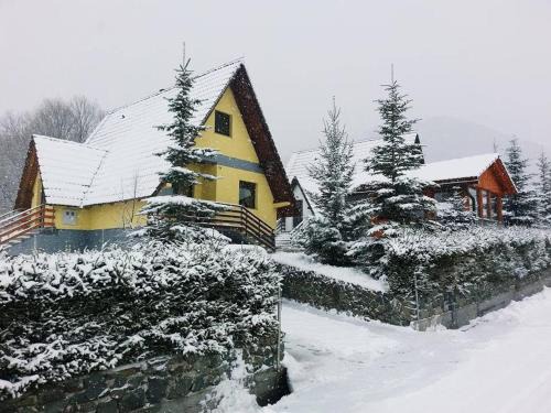 Kupres Ski Chalet | Relaxing Retreat at Kuća za odmor VITICA with Outdoor Grill