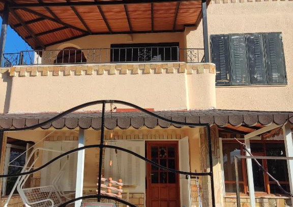 Kadıkalesi Mh. Villa | Family-Friendly Kuşadası Villa with 4 Bedrooms to Enjoy