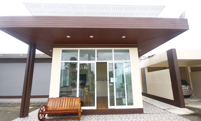 Nakhon Si Thammarat Hotel | Family-Friendly Kuakaew Garden Hotel with Great Reviews
