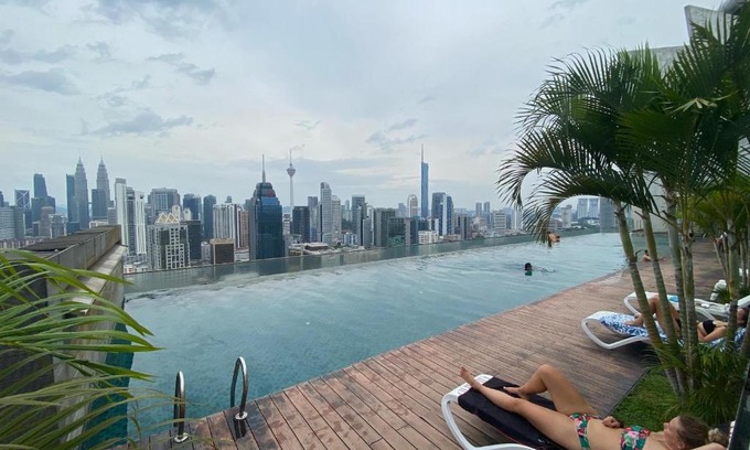 Chow Kit Hostel | Kuala Lumpur Infinity Skypool hostel