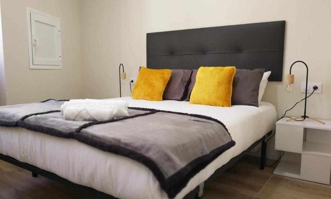 San Juan Apartment | Pet-Friendly KubiK APARTAMENTOS K1 for Family Getaways