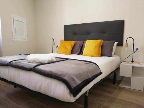 San Juan Apartment | Family-Friendly KubiK APARTAMENTOS K2 - Pet Welcoming Stay