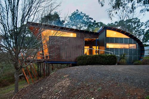Hepburn House | Experience the Elegance of Kuca Hepburn - 4-Star Delight