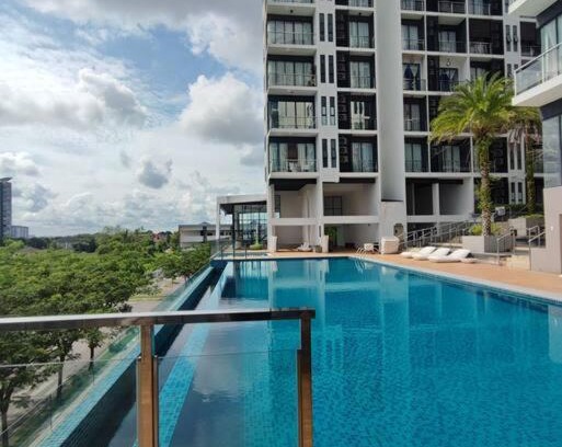 Kuching Apartment | Relaxing Kuching Galacity Apartment with Pool & Ocean View