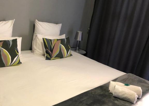 Kathu House | Pet-Friendly Kudu Cottages with Pool and Breakfast Included