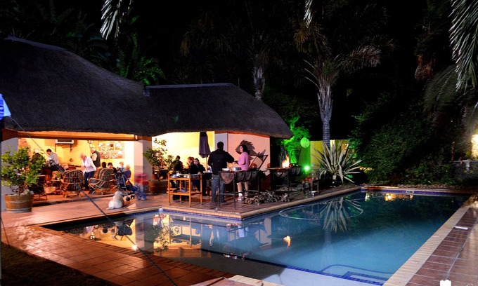 Addo Bed & Breakfast | Discover Kududu Guest House: Family-Friendly with Pool & Breakfast
