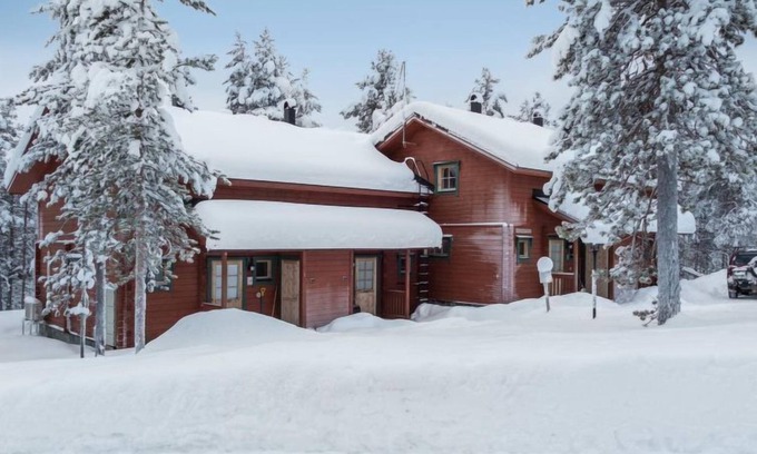 Akaslompolo House | Lake View Retreat: Kuerkartano 1/onni by Interhome