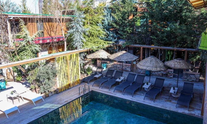 Cayyolu Hotel | Discover Kulübem: Family-Friendly Retreat with Pool Access