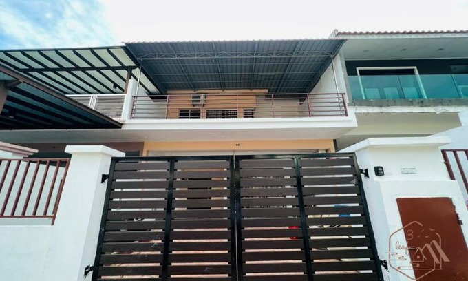 Kulai House | Kid-Friendly KULAI Desa Baiduri Double Storey House Awaits