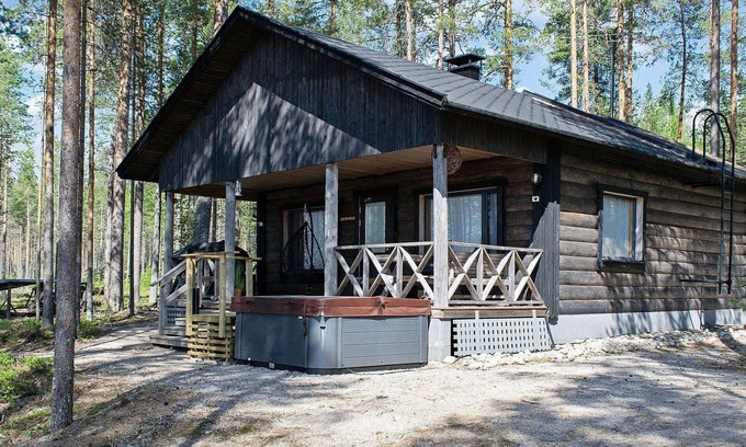 Ilomantsi House | Discover Kultahiekka: Family-Friendly Lake View Retreat