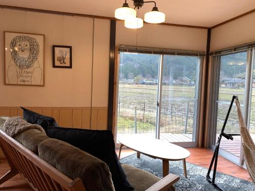 Nakahechi House | Cozy Retreat at Kumanoyasai BASE - Rated 8.9/10 by Guests