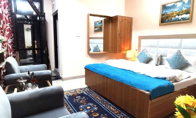 Bhagsu Nag Hotel | Budget-Friendly Kumar Residency with Family Amenities