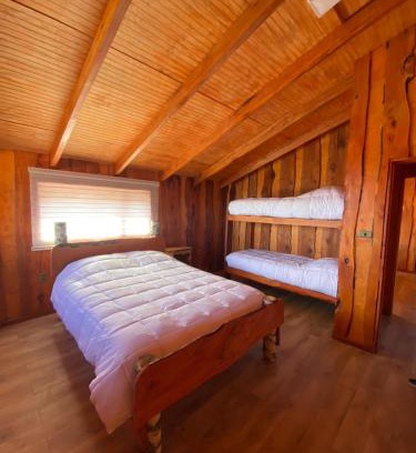 Panguipulli House | Top-Rated Kumewe Lodge: Family-Friendly with Breakfast
