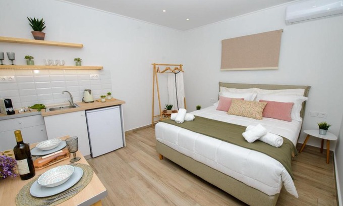 Gouvia Apartment | Exceptional Kumquat Studio in Gouvia – Guest Rated 9.2/10