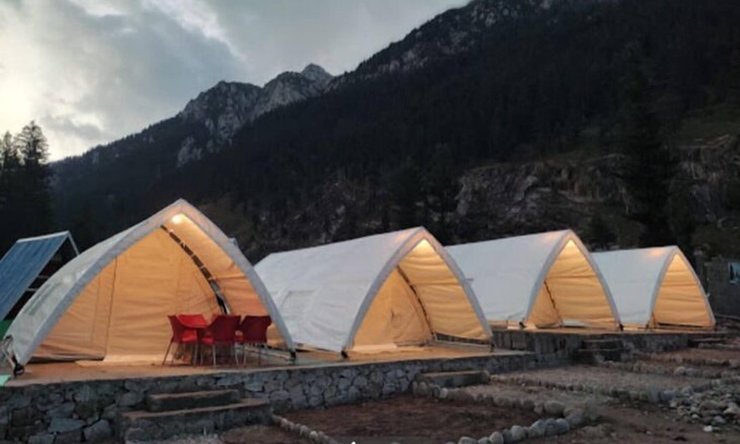 Khyber Pakhtunkhwa Hotel | Experience Nature at Kumrat Glamping Resorts with Breakfast