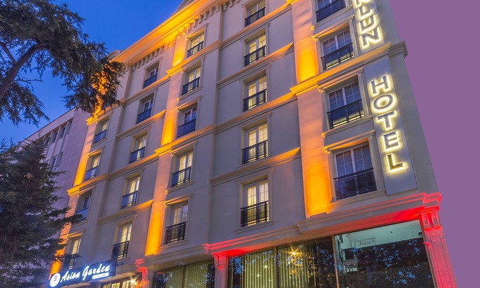 Topkapi Hotel | Eco-Friendly Retreat at Kunlun Kensington Hotel Awaits You