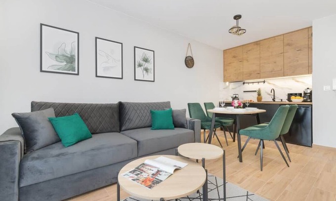 Jastrzebia Gora Apartment | Kuracyjna 15A | Modern Apartment | Balcony
