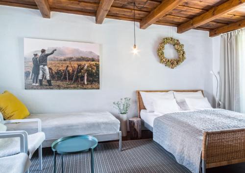 Kurdejov House | Pet-Friendly Escape at Kurdějov 52 - Rated Perfectly 10/10