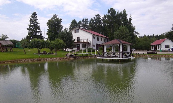 Tartu House | Top-Rated Kure Guesthouse with Hot Tub & Kitchen Access
