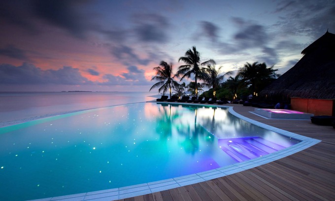Kuredu Island Resort | Experience Kuredu Island Resort: 4-Star Retreat with Ocean Views