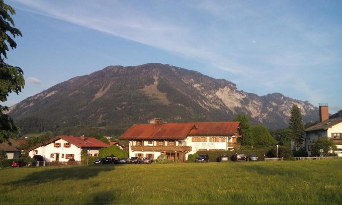 Gmain House | Cozy Retreat at Kurhotel Rupertus with Pool & Spa Options