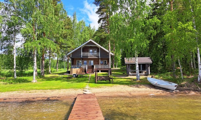 Parikkala Villa | Kurkimökki