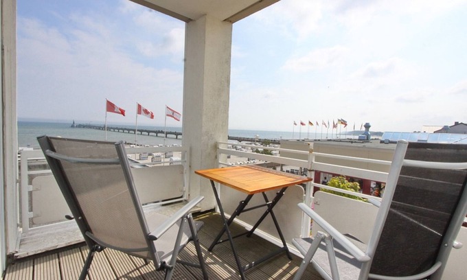 Groemitz Apartment | Indulge at Kurpromenade 48: Guest Rated 9.8, Pool & Spa